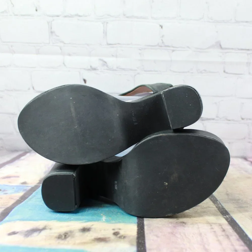 JEFFREY CAMPBELL T Thong High Heel Sandals 8.5 B - Picture 9 of 9